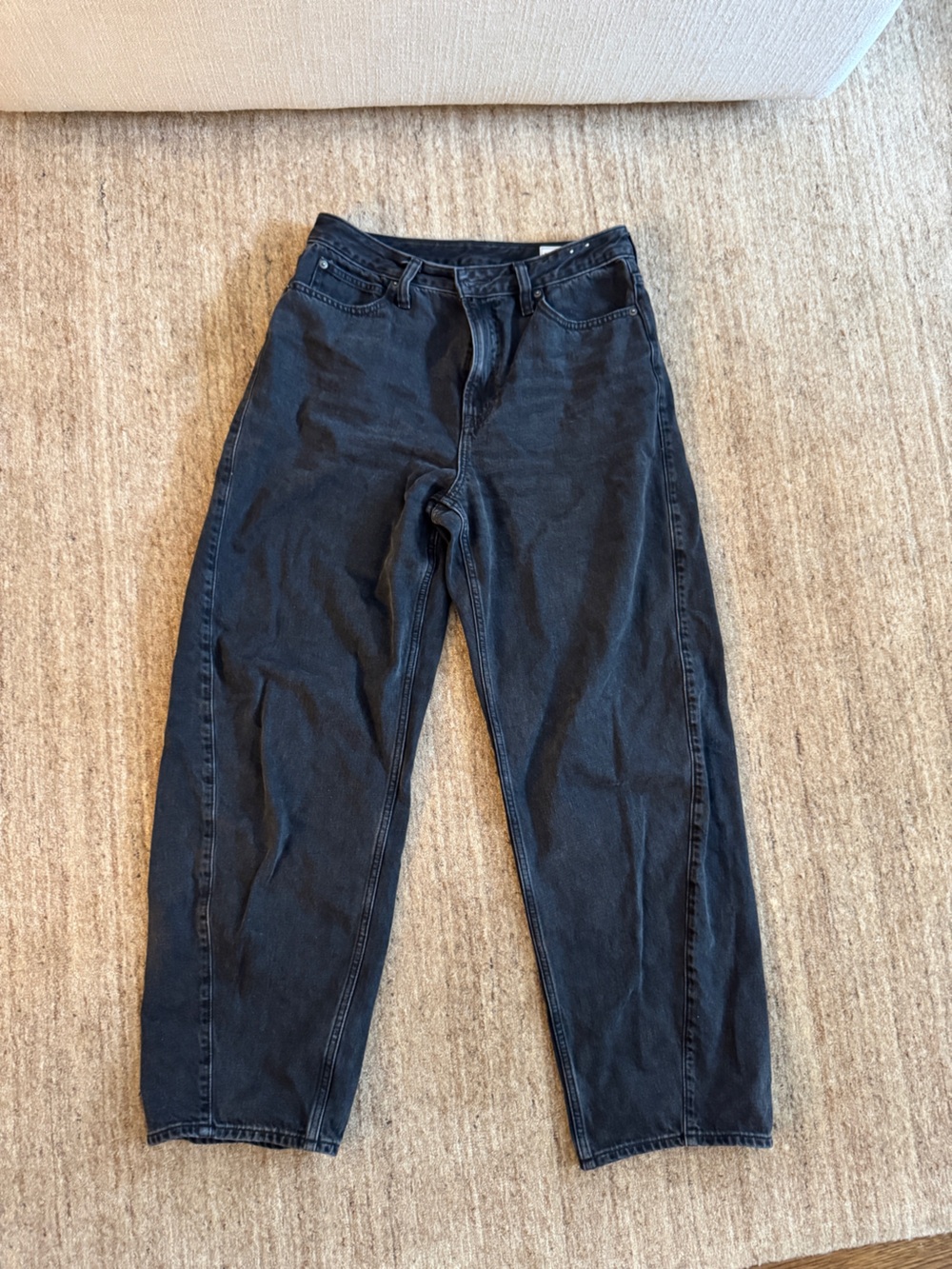GAP Curvy Barrel High-Rise Black Denim